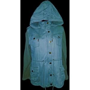 O'Neill XL Women's Tan And Light Green Jacket in Excellent Condition